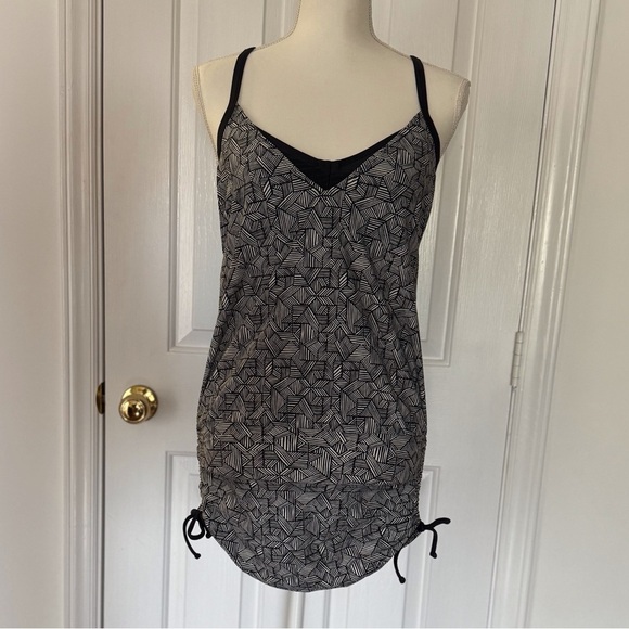 “ATHLETA” Laguna Side Scrunch Tankini - Picture 8 of 16